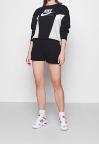 Nike Sportswear Sweatshirt - black