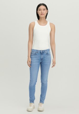 hessnatur Slim fit jeans - light blue