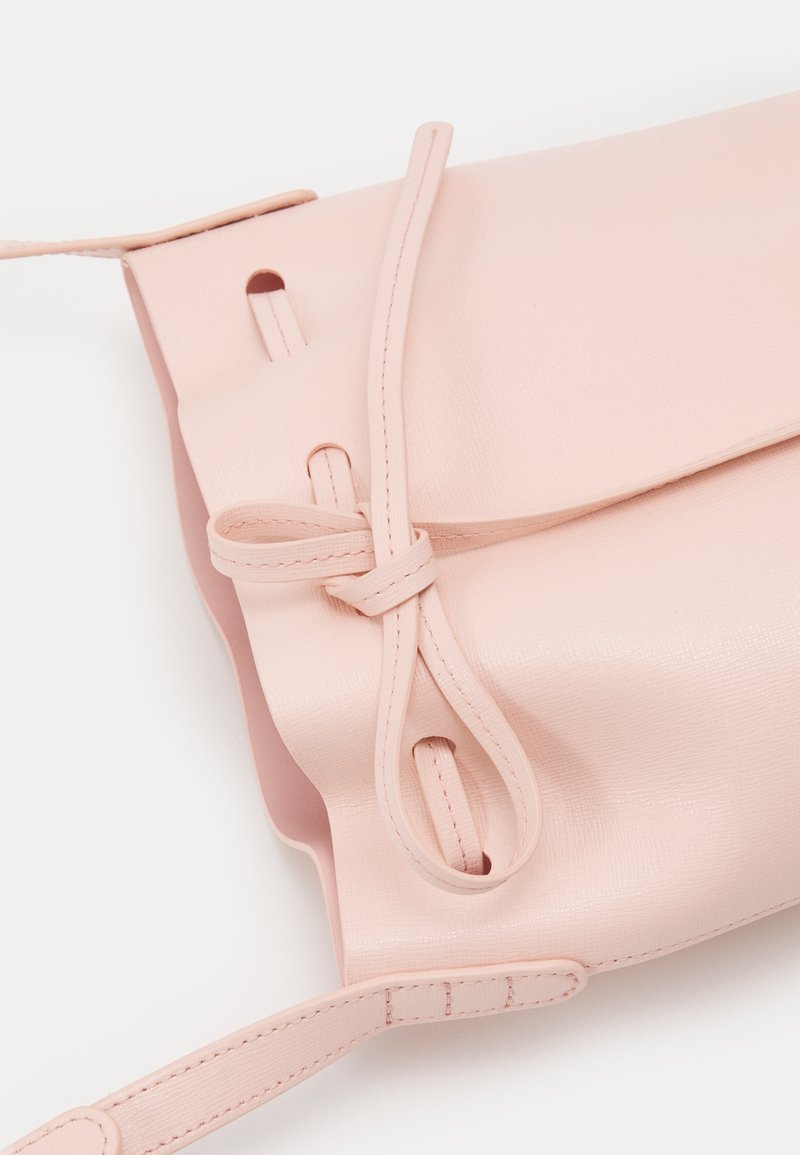Damen Handtaschen | Mansur Gavriel MINI BUCKET Umhängetasche dahlia/pink - NF29414 Damen Handtaschen | Mansur Gavriel MINI BUCKET Umhängetasche dahlia/pink - NF29414