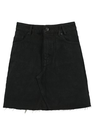 Schwarzer Minirock aus Denim mit Knöpfen vorne, Gürtelschlaufen, vorderen Taschen und rohem Saumdetail.