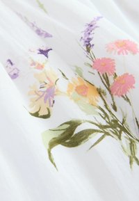 Next PUFF SLEEVE MIDI  - REGULAR FIT - Robe de jour - white ground
