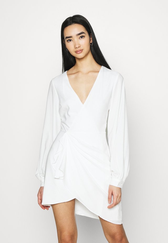 GATHERED OVERLAP DRESS - Cocktailkleid/festliches Kleid - white