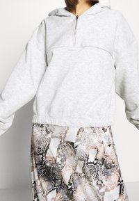 Weekday Felpa con cappuccio - mottled light grey