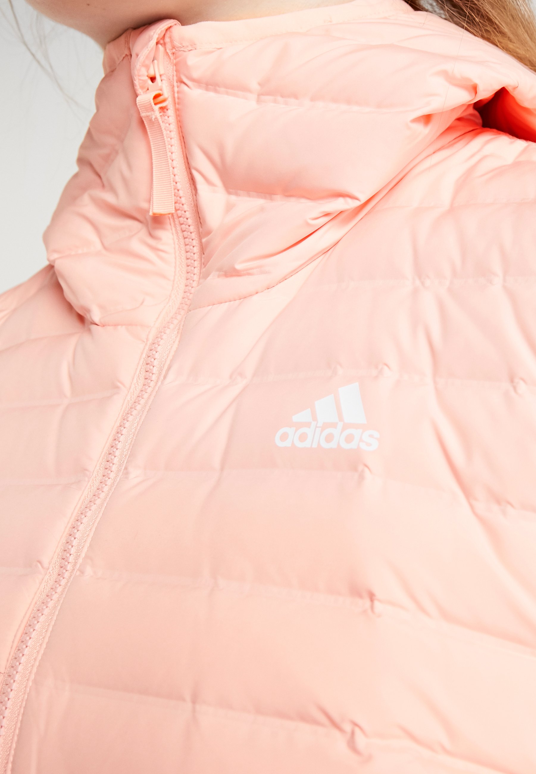 VARILITY SOFT HOODED OUTDOOR DOWN JACKET Winterjacke glow pink VARILITY SOFT HOODED OUTDOOR DOWN JACKET Winterjacke glow pink