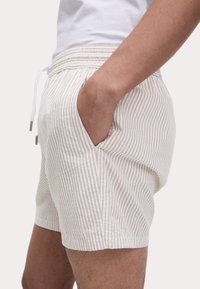 Marks & Spencer Shorts da mare - sand mix