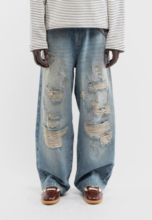 RETERNITY, DISTRESSED BAGGY DENIM - Jean baggy - washed blue