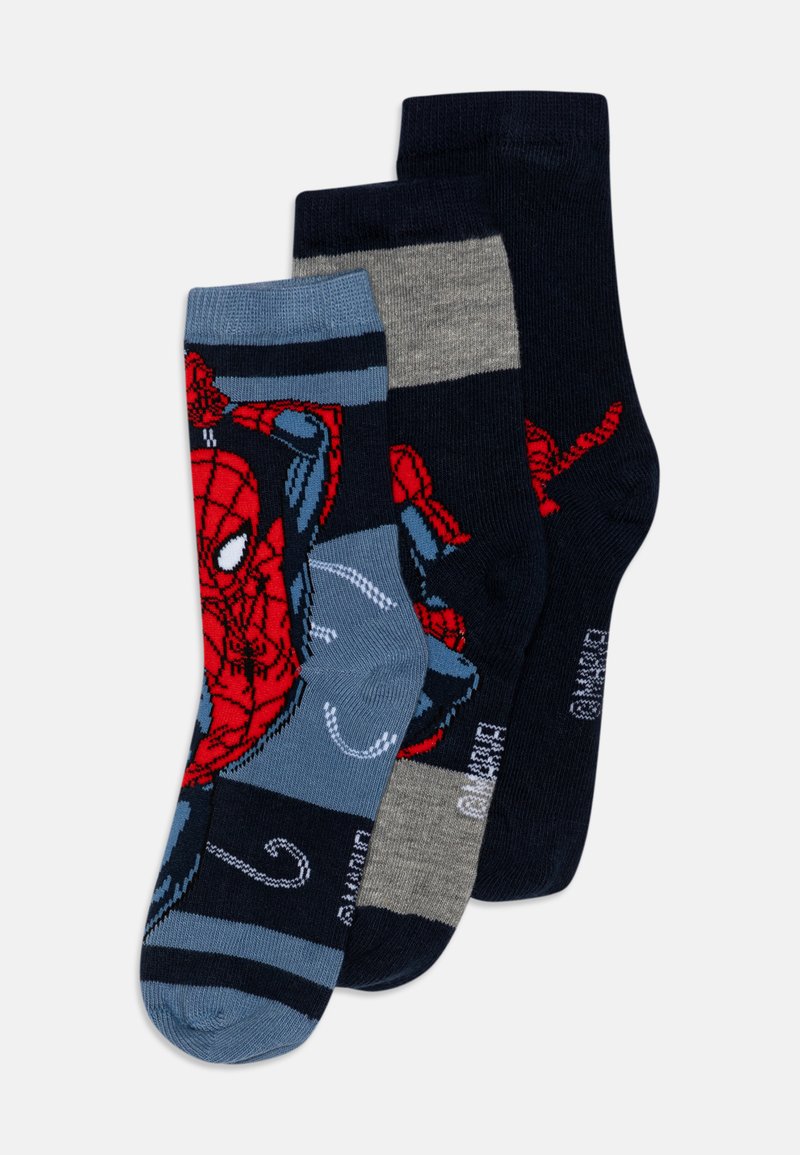 Tre paia di calzini di cotone con design di Spider-Man. I colori includono rosso, blu navy, grigio e blu, con diverse righe e tessuti.