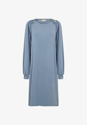 Langärmliges Kleid aus hellblauem Stoff mit Spitzenakzenten an den Schulternähten, lockerer Passform und rundem Ausschnitt mit gerafften Manschetten.