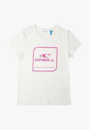 Biały t-shirt z krótkim rękawem z różowym logo O’Neill i napisem "THE ORIGINAL SURF SUPPLY" na środku z przodu.