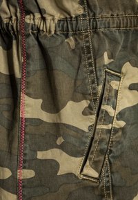 Vingino TILJANNE - Allvädersjacka - army