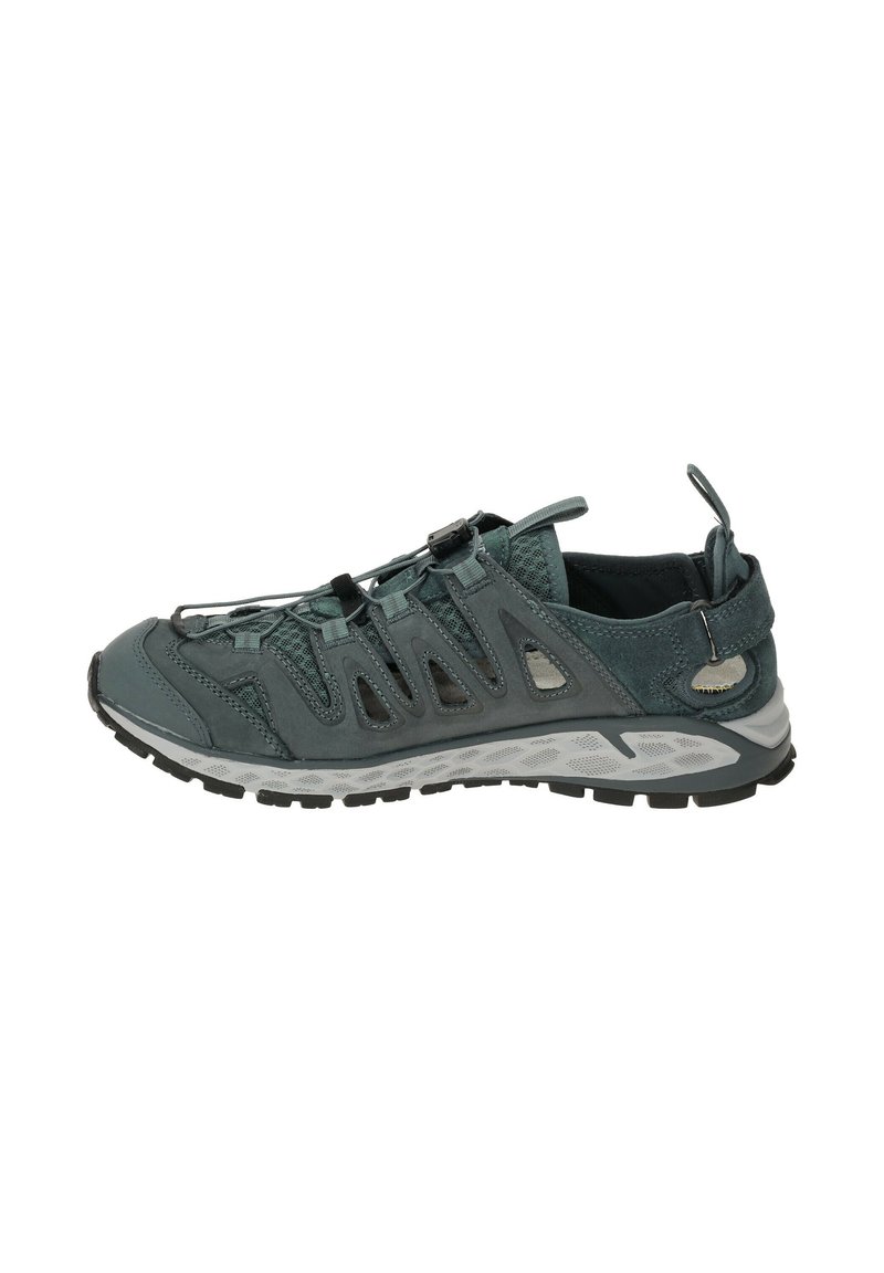Leichter, grau-grüner Wanderschuh mit Obermaterial aus Mesh, flexibel im Design, Gummisohle, integriertem Schnürsystem und reflektierenden Akzenten.