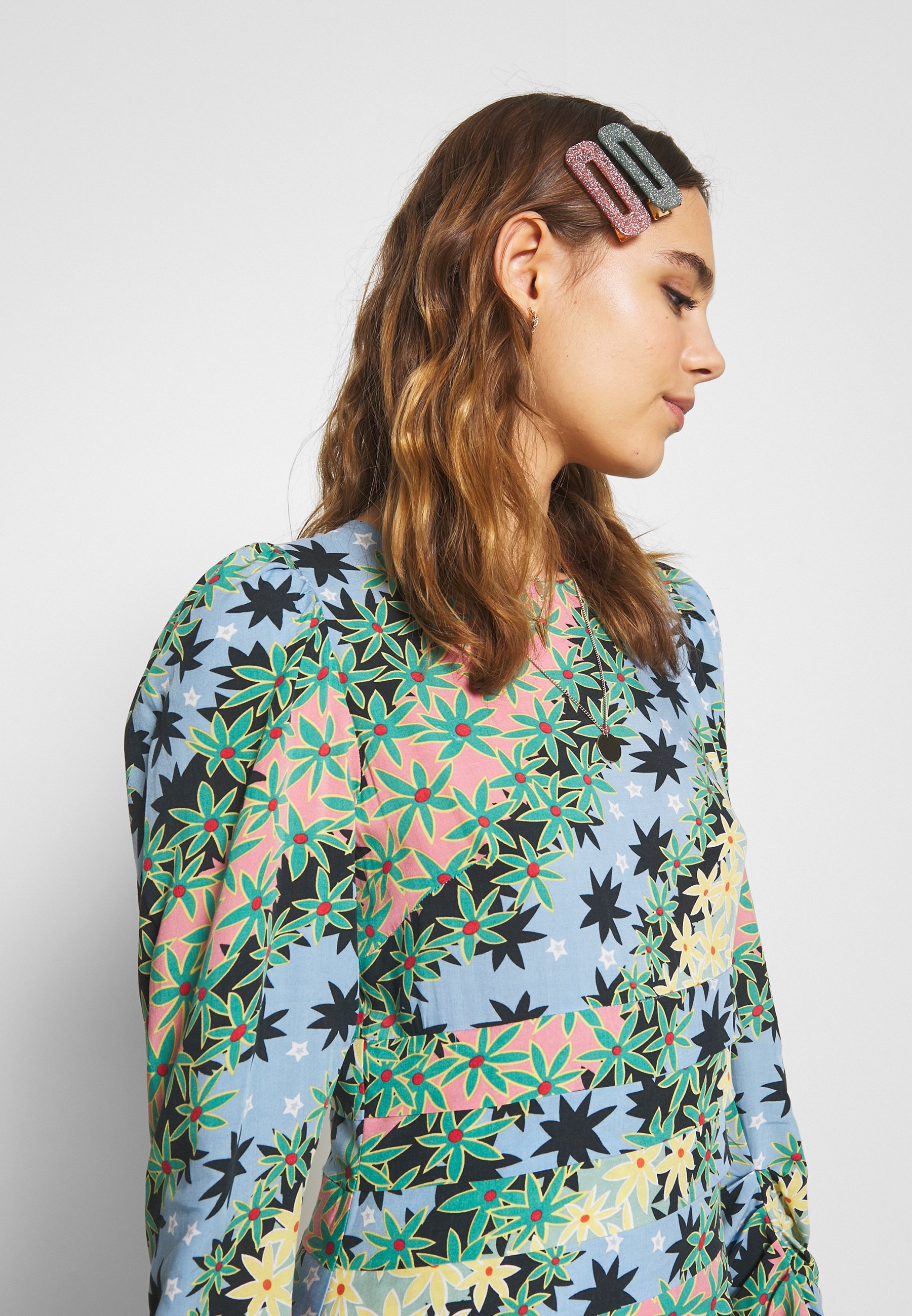 Never Fully Dressed MONACO JOHANNA PRINT DRESS Kjole Never Fully Dressed MONACO JOHANNA PRINT DRESS - Kjole - blue