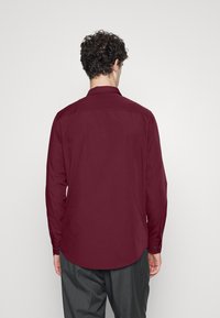 Pier One Camisa - bordeaux