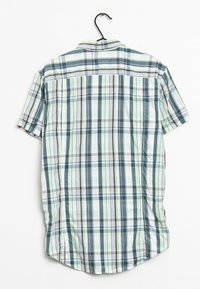 Kortärmad rutig skjorta med gröna, blå och vita rutmönster. Tillverkad av lätt tyg med rak fåll och krage.