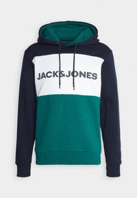 Sudadera con capucha que presenta un diseño en bloques de color en navy, verde y blanco, con un logo negro "JACK&JONES" en el frente. Tejido de mezcla de algodón.