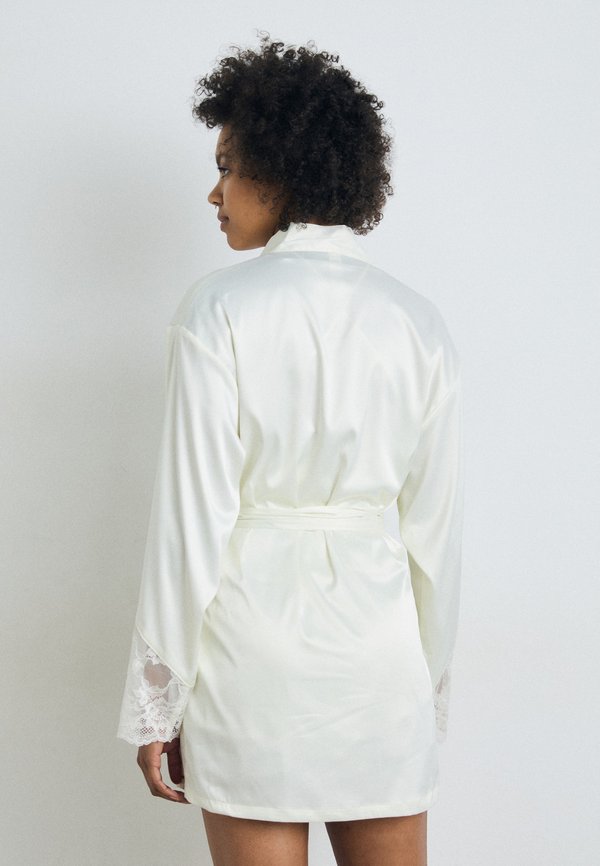 LYRA  KIMONO - Dressing gown - ivory3