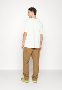 Carhartt WIP NELSON  - T-shirts basic - off-white