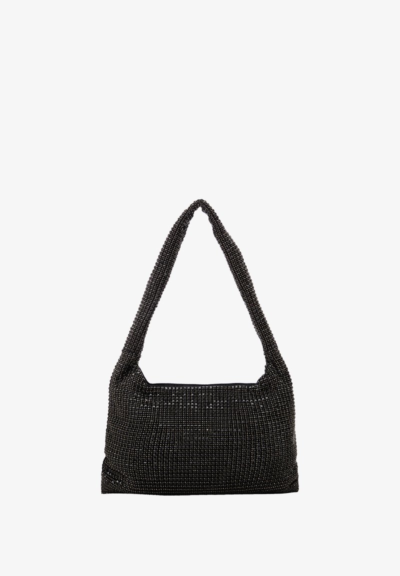 Sac à main orné de perles noires avec une large sangle arrondie et une forme structurée. Présente une texture lisse et un design de corps rectangulaire.