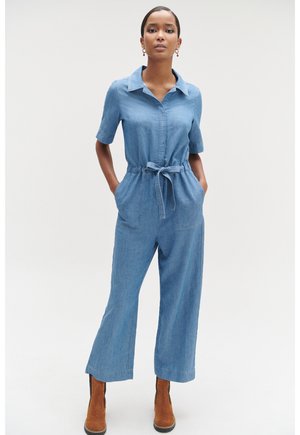 BELPASSO - Jumpsuit - bleu ciel