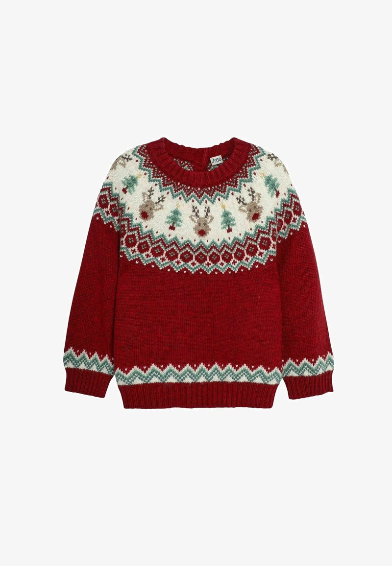 Roter Strickpullover mit rundem Ausschnitt, der ein cremefarbenes Einsatzmuster mit Rentieren und Bäumen sowie einen grünen Zickzacksaum bietet.