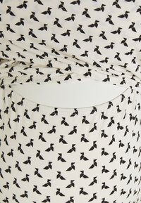 Envie de Fraise FIONA TANK - Top - off white/black origami
