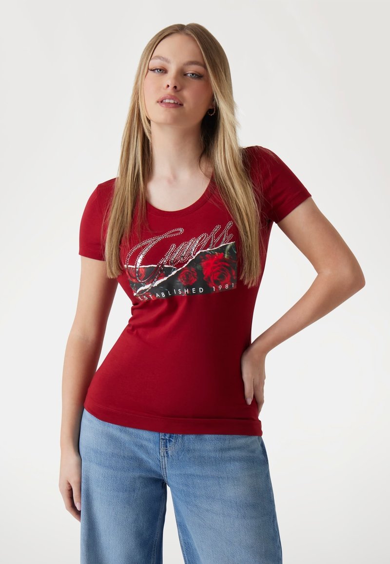 Guess ROSES - Camiseta estampada - rot