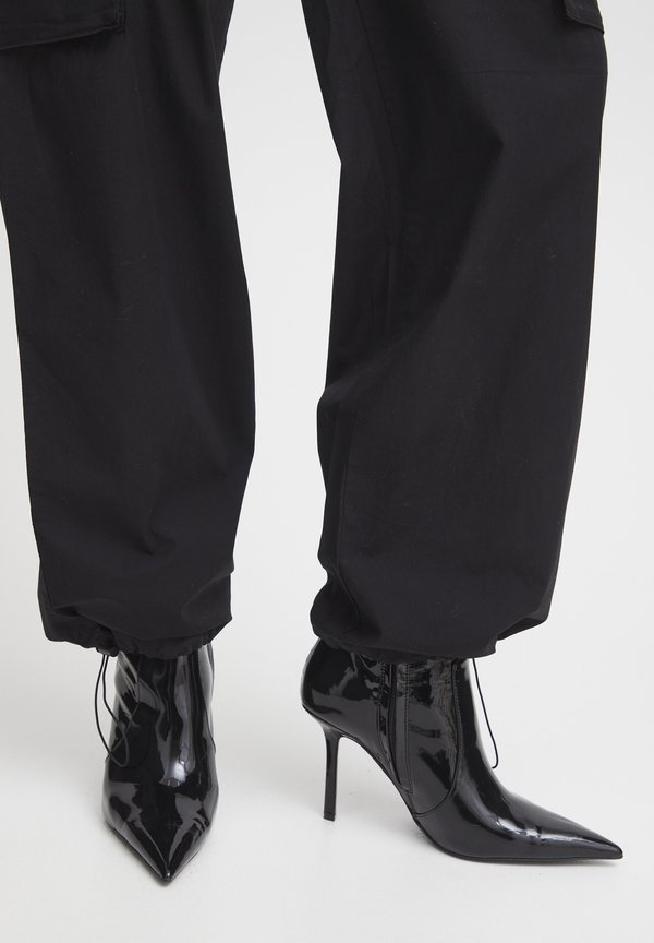 BYDEMETE - Cargo trousers2