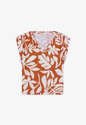 Kortärmelig top in roestkleur met V-hals, voorzien van grote witte bladerenpatronen op een lichtgewicht stof. Eenvoudig ontwerp met een ontspannen pasvorm.