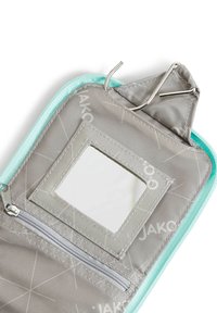 Portafoglio grigio con zip e dettagli verde menta, dotato di una finestra trasparente per l'ID, una piccola tasca con zip e ganci metallici per il fissaggio.