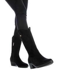 XTI Botas camperas - black