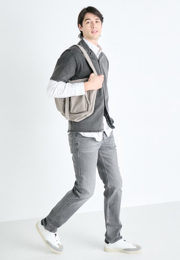 WEST - Straight leg jeans - pavement4