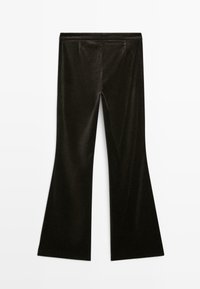 Zwarte uitlopende broek van zacht, fluwelen materiaal. Heeft een soepele tailleband en twee voorkeurszakken. Plat liggend zichtbaar, zonder zichtbare stiksels.