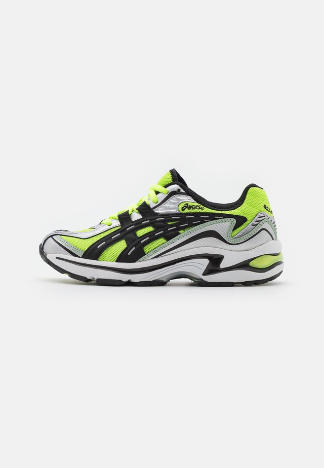 GEL-PRELEUS - Sneaker low - hazard green/black