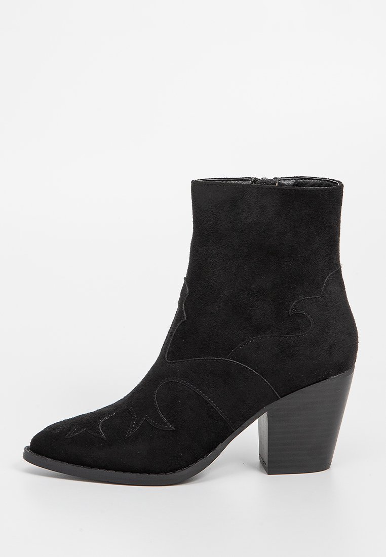 Vanessa Wu Lage laarzen zwart