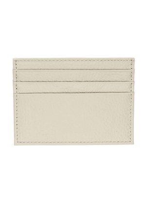 Bézs színű bőrkártyatartó négy vízszintes kártyazsebbel és látható varrással a széleken.