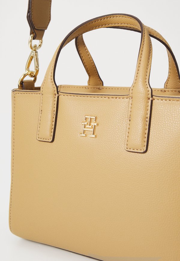 LOGO MINI TOTE - Handbag - safari canvas2