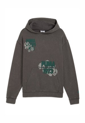 Donkergrijze hoodie met een kangoeroezak, voorzien van groene en witte bloemenprints en vetgedrukte "PUMA 1973" tekst. Zacht stof, losse pasvorm.