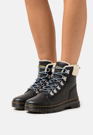 Dr. Martens COMBS - Veterboots - black/natural