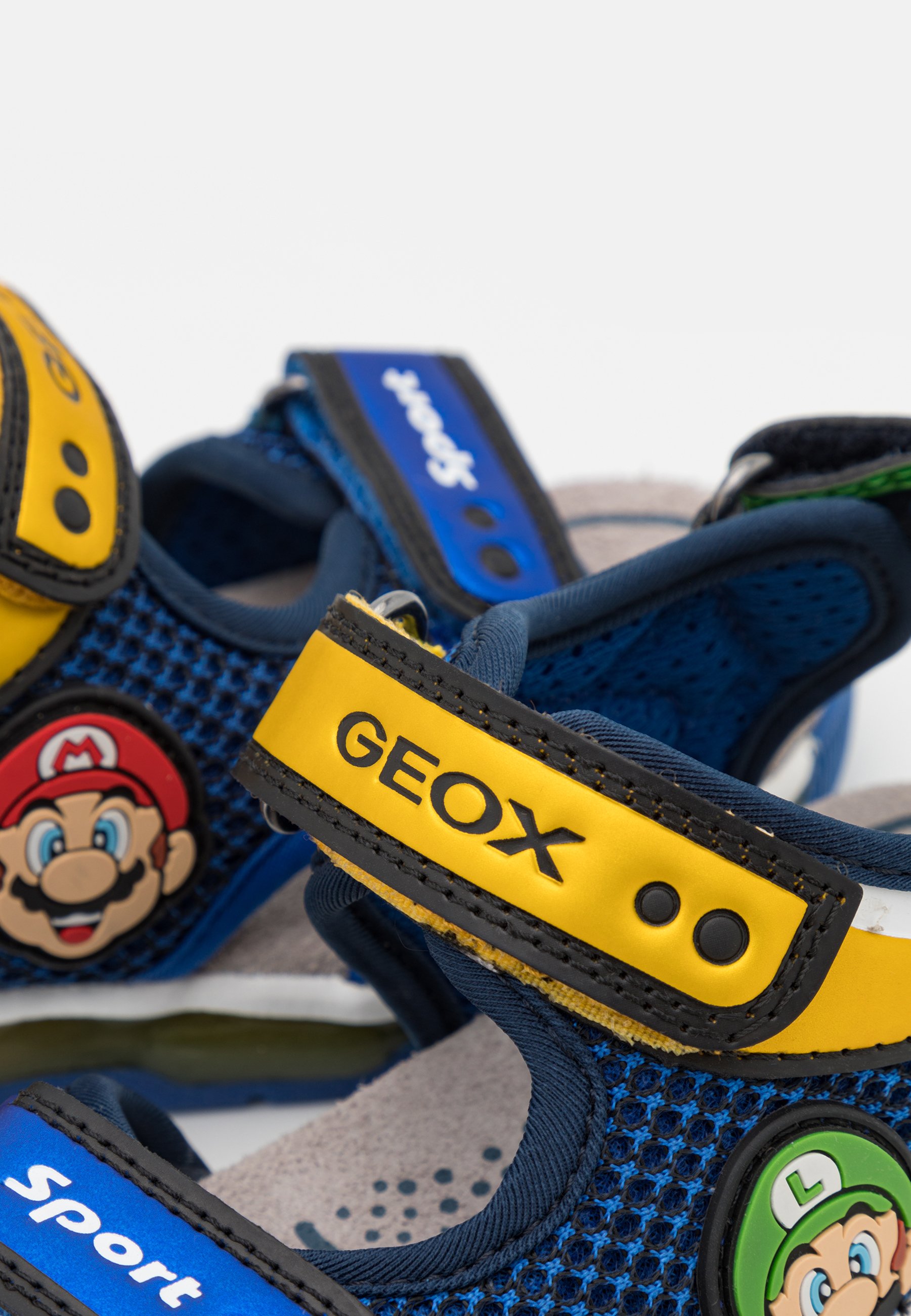 Geox NINTENDO SUPERMARIO JR - Sandali - royal/yellow/blu scuro - Zalando