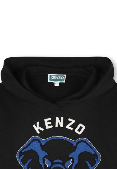 Felpa nera con cappuccio decorata con una grafica di elefante blu e il testo "KENZO" in bianco. Tessuto morbido con tasca a marsupio e coulisse regolabile.