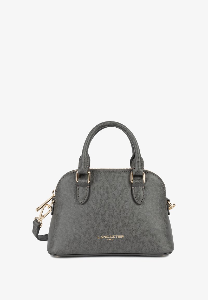 Piccola borsa a tracolla grigia in pelle testurizzata con due manici, hardware dorato e logo "Lancaster Paris" sul fronte.
