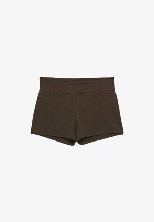 Tummanruskeat istuvat shortsit leveällä vyötärönauhalla, tasaisella edustalla ja lyhyellä helmallä.