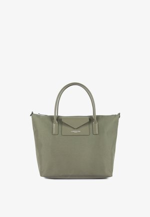 Sac cabas vert olive avec doubles poignées, poche à rabat sur le devant et logo "Lancaster Paris", fond blanc.