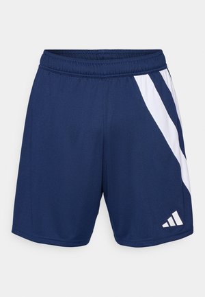 Marineblauwe sportshorts met een wit diagonale streepdesign. Gemaakt van lichtgewicht stof, met een elastische tailleband en logodetail.