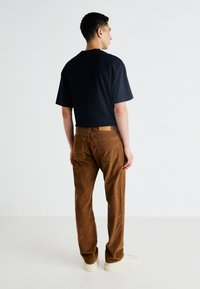 Levi's® 555® RELAXED STRAIGHT - Vaqueros boyfriend - karla brown