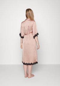 Anna Field Roupão - pink