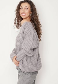 ANGELL - Sweter