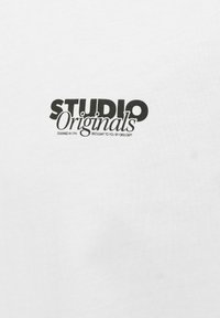 Jack & Jones JORVESTERBRO BACK SS CREW NECK  - Triko s potiskem - bright white