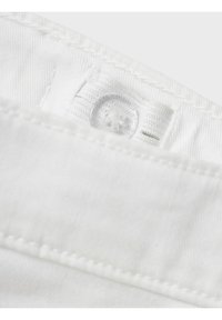 Name it NKMSOFUS TWIISAK - Shorts vaqueros - bright white