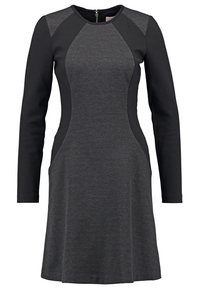 Robe pour femmes à manches longues avec panneau avant gris foncé et panneaux latéraux, épaules et manches noirs, dotée d'un col rond et d'une fermeture éclair au dos.